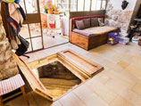 В ходе ремонта жилого дома, расположенного в иерусалимском районе Эйн-Керем, под полом салона была обнаружена древняя миква