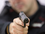 Госдуме предложили переписать закон "О полиции": стражам порядка могут разрешить стрелять в женщин