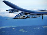 Швейцарский самолет на солнечных батареях Solar Impulse 2, совершающий кругосветное путешествие, поставил новый рекорд. На этот раз воздушное судно, использующее для движения только энергию солнца, провело в воздухе непрерывно 80 часов