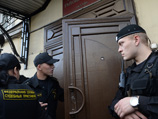 В феврале летчица заявила о готовности прекратить акцию, если ей изменят меру пресечения на домашний арест. Однако Басманный суд продлил срок ее ареста до 13 мая В феврале летчица заявила о готовности прекратить акцию, если ей изменят меру пресечения на домашний арест. Однако Басманный суд продлил срок ее ареста до 13 мая