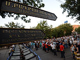 В Ереване голодавшие противники повышения цен на электроэнергию попали в больницу В Ереване голодавшие противники повышения цен на электроэнергию попали в больницу