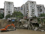 Саудовский принц пожертвовал 300 тысяч долларов для помощи пострадавшим от наводнения в Тбилиси Саудовский принц пожертвовал 300 тысяч долларов для помощи пострадавшим от наводнения в Тбилиси