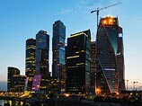 В Москве молодая девушка упала с моста и разбилась при попытке сделать эффектное селфи на фоне Москва-Сити В Москве молодая девушка упала с моста и разбилась при попытке сделать эффектное селфи на фоне Москва-Сити