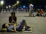 Протестующие в центре Еревана собрались ежедневно двигать баррикады в сторону резиденции президента Протестующие в центре Еревана собрались ежедневно двигать баррикады в сторону резиденции президента