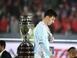 Лионель Месси отказался от приза лучшему игроку Кубка Америки Лионель Месси отказался от приза лучшему игроку Кубка Америки