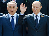 Путин наградил Назарбаева ко дню рождения орденом Александра Невского Путин наградил Назарбаева ко дню рождения орденом Александра Невского