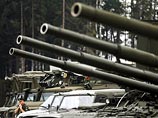 По словам главы Североатлантического альянса, за последние несколько месяцев Москва якобы передала вооруженным силам самопровозглашенных народных республик более тысячи единиц тяжелого вооружения. Россия поставляет на восток Украины комплексы ПВО, танки и
