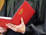 В Омске судят экс-сотрудника МЧС, оправданного по делу об инсценировке самоубийства его бабушки В Омске судят экс-сотрудника МЧС, оправданного по делу об инсценировке самоубийства его бабушки