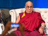 Далай-лама восхищается Папой Франциском, считает, что в старении есть красота, и помнит, что он - монах
