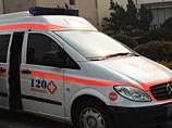 В городе Шэньян провинции Ляонин женщина выпрыгнула из окна многоэтажки под одобрительные возгласы прохожих В городе Шэньян провинции Ляонин женщина выпрыгнула из окна многоэтажки под одобрительные возгласы прохожих