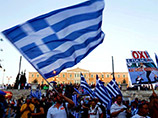 Автор, ссылаясь на высокопоставленного источника в НАТО, отмечает недовольство штаб-квартиры альянса, где "на представителей Греции взирают со все возрастающим подозрением"