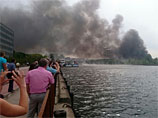 Руководитель токсической программы Greenpeace Дмитрий Артамонов рассказал, что при горении зданий ЗИЛа могут выделяться опаснейшие вещества под названием "диоксины"