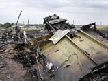 Самолет компании Malaysia Airlines разбился 17 июля прошлого года на востоке Донецкой области. На борту лайнера, выполнявшегося рейс MH-17 из Амстердама в Куала-Лумпур, находились 283 пассажира и 15 членов экипажа, все они погибли