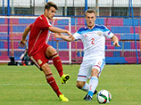 Футболисты юношеской сборной России (игроки до 19 лет) нанесли поражение сверстникам из Испании в матче группового этапа чемпионата Европы, который проходит в Греции