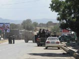 Десятки мирных жителей погибли от взрыва автомобиля возле военной базы США в Афганистане Десятки мирных жителей погибли от взрыва автомобиля возле военной базы США в Афганистане