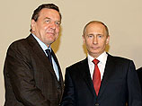 Владимир Путин продолжает поддерживать дружеские контакты с Герхардом Шредером и после его отставки с поста канцлера, последовавшей в 2005 году