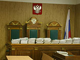 В апреле этого года летчице было предъявлено обвинение в окончательной редакции, согласно которому ей инкриминировалась статья 33 УК РФ (пособничество), однако в июле следствие переквалифицировало обвинения Савченко