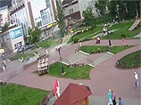 В челябинском Златоусте ветром унесло беседку вместе с человеком (ВИДЕО) В челябинском Златоусте ветром унесло беседку вместе с человеком (ВИДЕО)