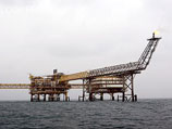 Иран снова пообещал резко увеличить экспорт нефти после снятия санкций Иран снова пообещал резко увеличить экспорт нефти после снятия санкций