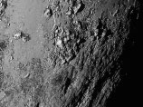 Данные с космического аппарата New Horizons, которые продолжают поступать на Землю, ошеломили ученых, сообщает сайт NASA. Первые результаты превзошли все самые смелые ожидания астрономов Данные с космического аппарата New Horizons, которые продолжают поступать на Землю, ошеломили ученых, сообщает сайт NASA. Первые результаты превзошли все самые смелые ожидания астрономов