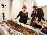 Ученые вскрыли древний ямальский кокон и обнаружили мумию мальчика (ФОТО) Ученые вскрыли древний ямальский кокон и обнаружили мумию мальчика (ФОТО)