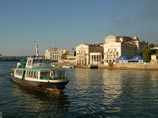 Глава собравшейся в Крым делегации французских депутатов заявил, что это их личная инициатива Глава собравшейся в Крым делегации французских депутатов заявил, что это их личная инициатива