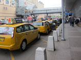 Федерация автовладельцев России пожаловалась генпрокурору на Uber, Gett и "Яндекс.Такси" Федерация автовладельцев России пожаловалась генпрокурору на Uber, Gett и "Яндекс.Такси"