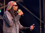 Шведская полиция задержала рэпера Snoop Dogg и проверила его на наркотики, исполнитель пожаловался на расизм Шведская полиция задержала рэпера Snoop Dogg и проверила его на наркотики, исполнитель пожаловался на расизм