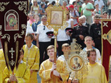 Жители Севастополя прошли крестным ходом до Херсонеса