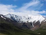 Плато Укок считается самым сакральным местом на Алтае и священным для тюркоязычных народов, включено в список Всемирного природного и культурного наследия ЮНЕСКО Плато Укок считается самым сакральным местом на Алтае и священным для тюркоязычных народов, включено в список Всемирного природного и культурного наследия ЮНЕСКО