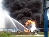 В Нижнем Тагиле произошел пожар на нефтебазе, спасателям удалось его локализовать