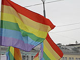 ЛГБТ-активисты планировали провести 2 августа гей-парады в Архангельске и Санкт-Петербурге, однако в итоге получили отказ от городских властей