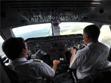 Кабина пилотов нового самолета авиакомпании "РусЛайн" Embraer 120