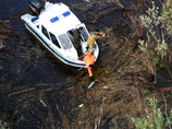 Спустя месяц после исчезновения в ХМАО вертолета МИ-8 найдена куртка летчика и обломки винта