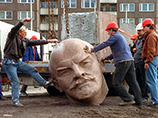В Германии готовят тайную операцию по откапыванию головы Ленина
