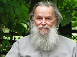 В Пскове вспоминают убитого два года назад священника В Пскове вспоминают убитого два года назад священника