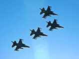 США нанесли первые авиаудары по Сирии с территории Турции США нанесли первые авиаудары по Сирии с территории Турции