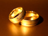 Житель Китая скопил 150 кг монет, чтобы купить возлюбленной обручальное кольцо