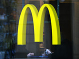 В Норвегии слабовидящую женщину незаконно выгнали из McDonald's из-за собаки-поводыря В Норвегии слабовидящую женщину незаконно выгнали из McDonald's из-за собаки-поводыря