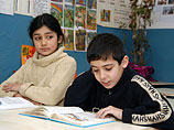 Доступ к общему образованию, согласно российскому законодательству, предоставляется всем детям без исключения