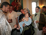 При крещении следует выбирать христианские имена, советует православный богослов