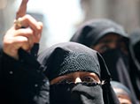 В Латвии хотят открыть дискуссию о ношении хиджаба и паранджи В Латвии хотят открыть дискуссию о ношении хиджаба и паранджи