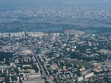 На улице Новосибирска появился золотой фаллос в человеческий рост На улице Новосибирска появился золотой фаллос в человеческий рост