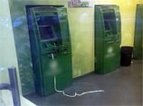 В Москве с поличным задержаны грабители, пытавшиеся взорвать банкомат с 11 миллионами рублей В Москве с поличным задержаны грабители, пытавшиеся взорвать банкомат с 11 миллионами рублей
