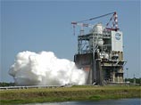 NASA успешно испытало новый двигатель для сверхтяжелой ракеты SLS NASA успешно испытало новый двигатель для сверхтяжелой ракеты SLS