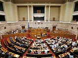Греческий парламент одобрил третий пакет помощи 