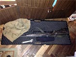 В Петербурге боец спецназа МВД и сотрудник ФСИН входили в банду торговцев оружием: изъято 100 "стволов", привезенных из ЕС