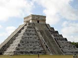 В Мексике археологи обнаружили уникальное подземное озеро под пирамидой Кукулькана в древнем городе майя Чичен-Ица. Это стало результатом электротомографического исследования грунта вблизи пирамиды