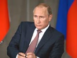 Порошенко заявил, что визит Путина в Крым способствует милитаризации и изоляции полуострова