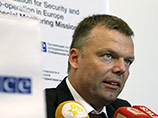 Замглавы миссии ОБСЕ Александр Хуг заявил о том, что в настоящее время у наблюдателей нет возможности свободно перемещаться по территории конфликта Замглавы миссии ОБСЕ Александр Хуг заявил о том, что в настоящее время у наблюдателей нет возможности свободно перемещаться по территории конфликта